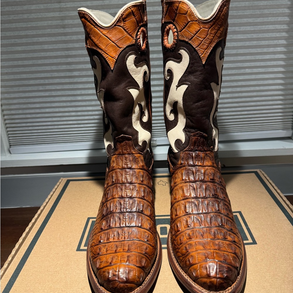 Tecovas BBIV size 9d